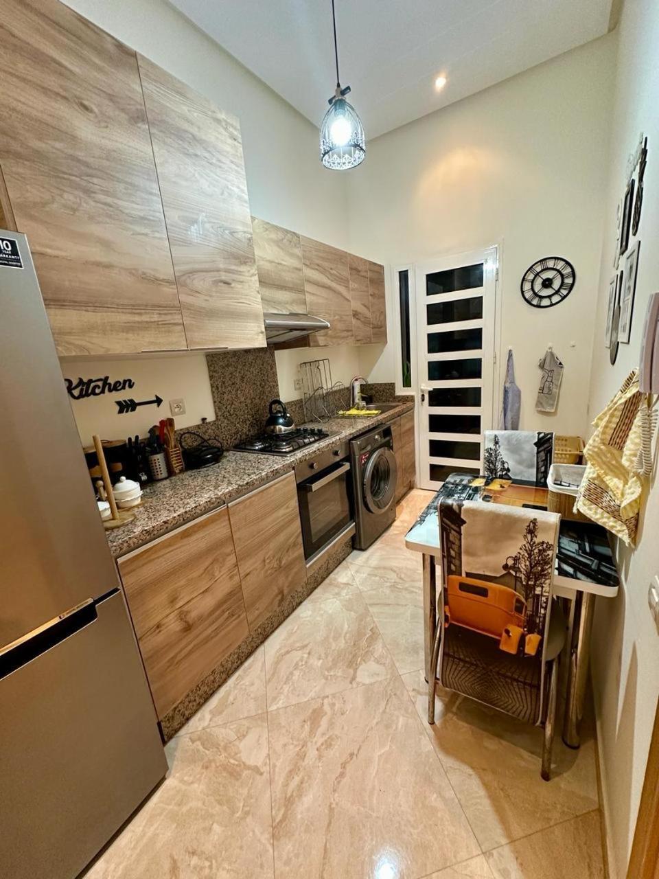 Appartamento Apparemment De Luxe Vue Piscine Bouznika Esterno foto