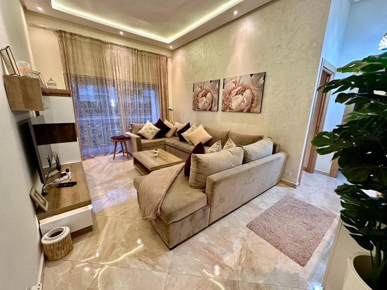 Appartamento Apparemment De Luxe Vue Piscine Bouznika Esterno foto