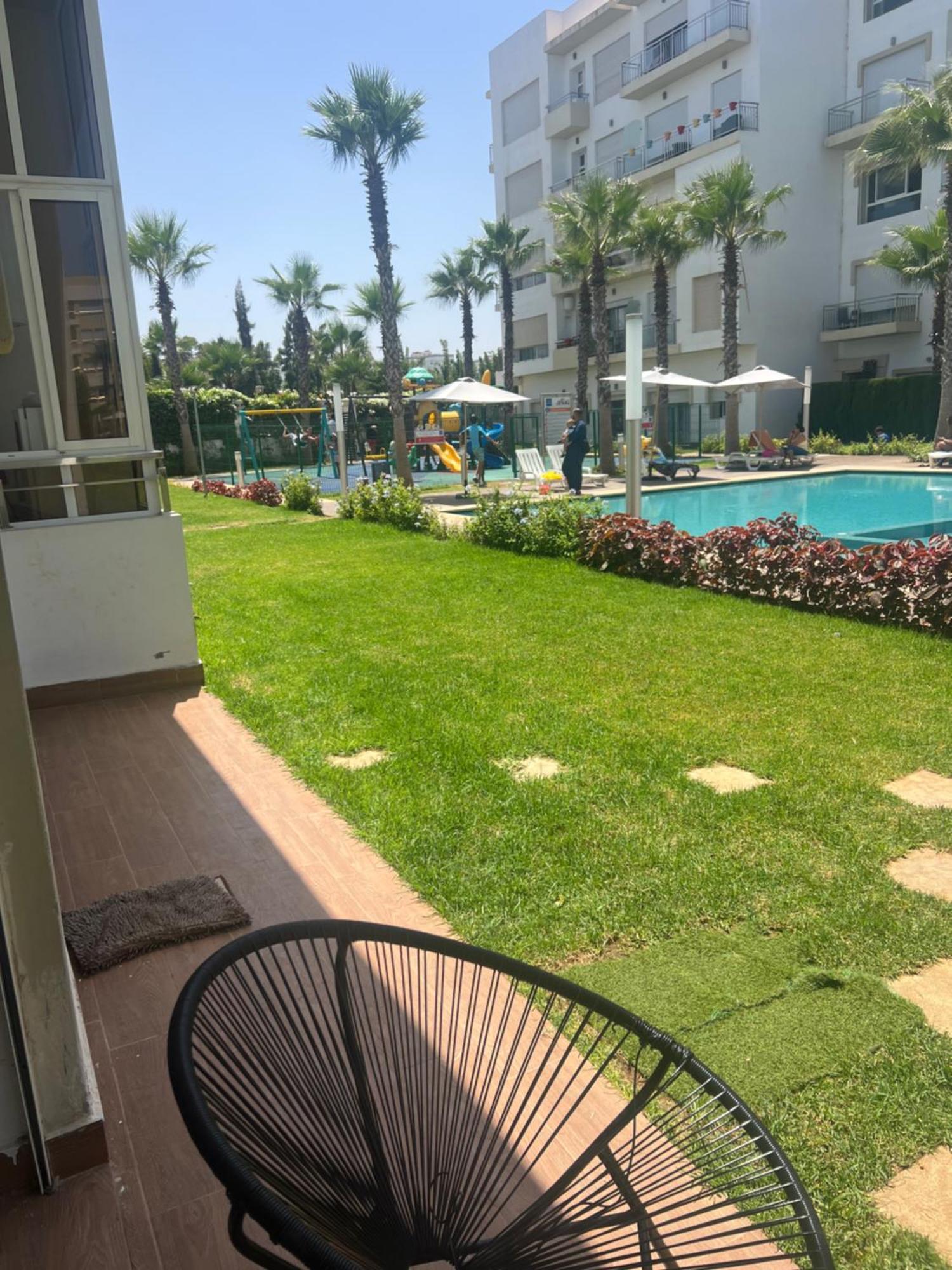 Appartamento Apparemment De Luxe Vue Piscine Bouznika Esterno foto